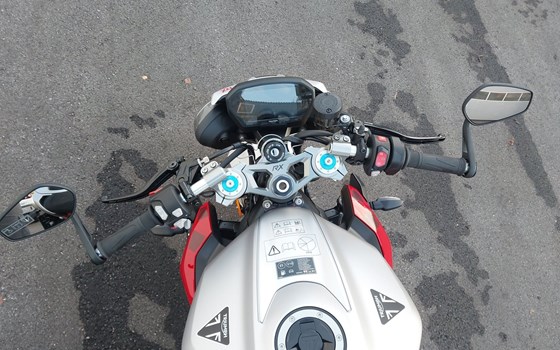 Neufahrzeug Triumph Street Triple 765 R A2 - Bild 14