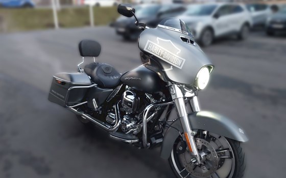 Gebrauchtmotorrad Harley-Davidson Touring Street Glide Special FLHXS - Bild 8