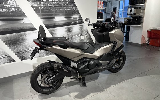 Neufahrzeug Honda Forza 750 - Bild 13