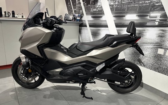 Neufahrzeug Honda Forza 750 - Bild 3