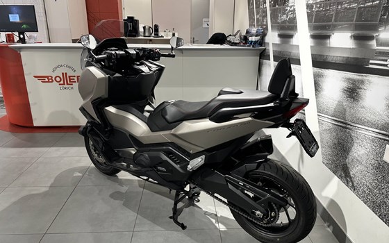 Neufahrzeug Honda Forza 750 - Bild 4