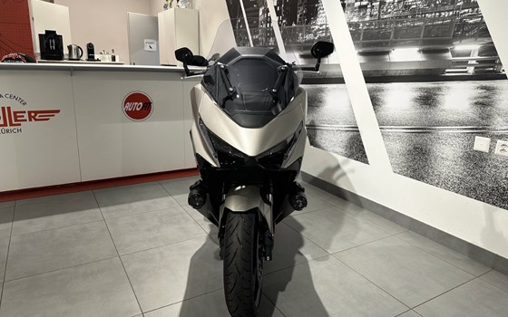 Neufahrzeug Honda Forza 750 - Bild 9