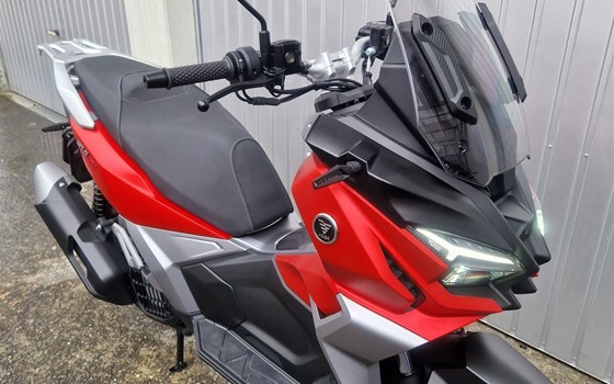 Neufahrzeug Voge SR1 ADV 125 ABS TCS - Bild 1