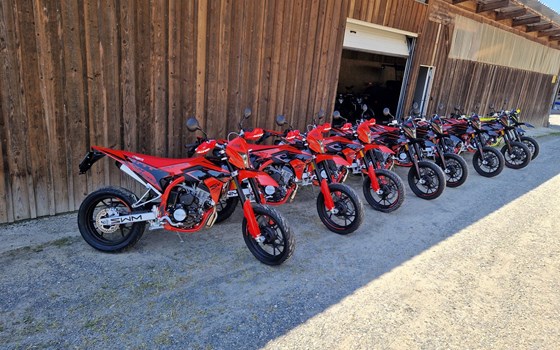 Neufahrzeug SWM Ace of Spades 125 - Bild 3