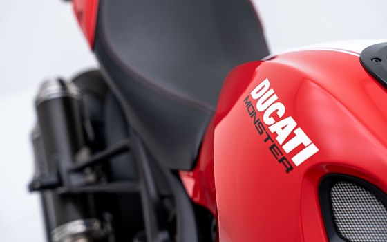 Motorrad Occasion Ducati Monster 1100 Evo - Bild 7