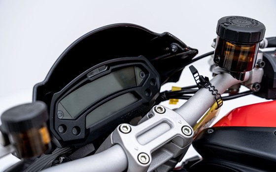 Motorrad Occasion Ducati Monster 1100 Evo - Bild 9