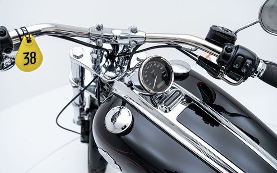 Motorrad Occasion Harley-Davidson Softtail Rocker C FXCWC - Bild 8