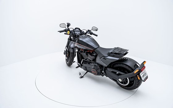 Motorrad Occasion Harley-Davidson FXDB Sturgis - Bild 5