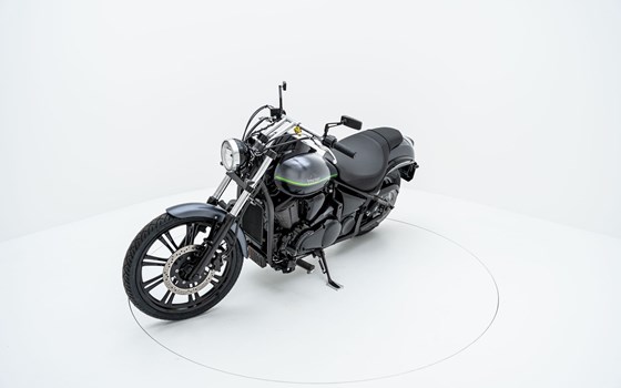 Motorrad Occasion Kawasaki VN 900 Custom - Bild 3