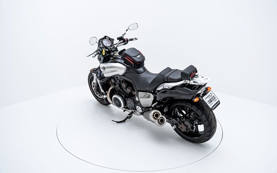 Motorrad Occasion Yamaha V-MAX - Bild 5