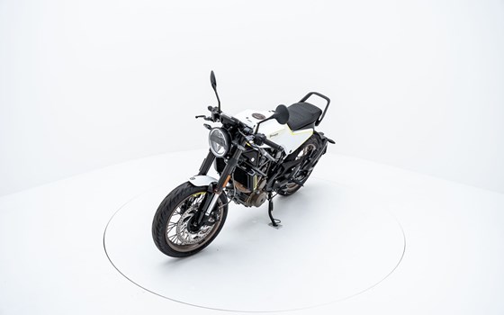 Motorrad Occasion Husqvarna Vitpilen 401 - Bild 3