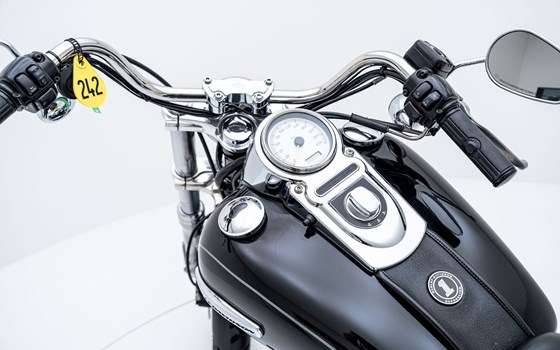 Motorrad Occasion Harley-Davidson Dyna Super Glide Custom FXDC - Bild 8