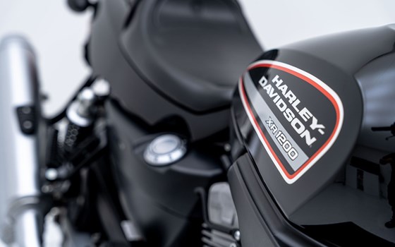 Motorrad Occasion Harley-Davidson Sportster XL 1200 - Bild 9