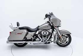 Harley-Davidson Street Glide FLHX