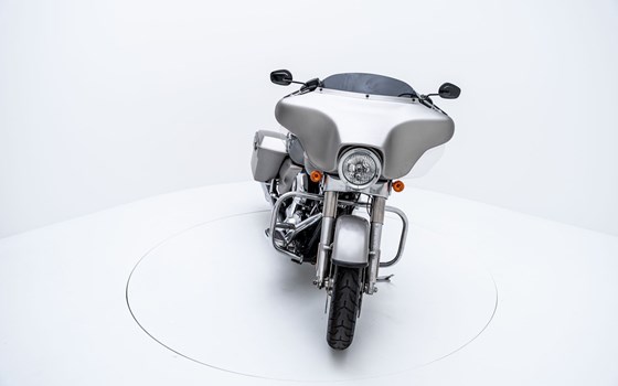 Motorrad Occasion Harley-Davidson Street Glide FLHX - Bild 7