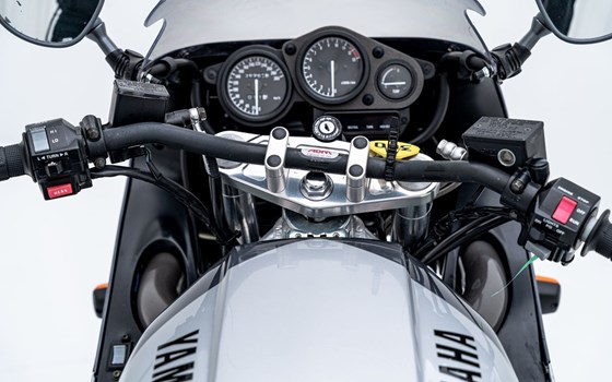 Motorrad Occasion Yamaha FZR 1000 EXUP - Bild 8