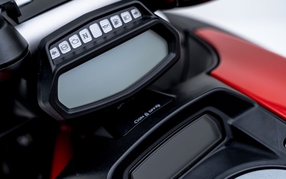 Motorrad Occasion Ducati Diavel 1200 - Bild 12