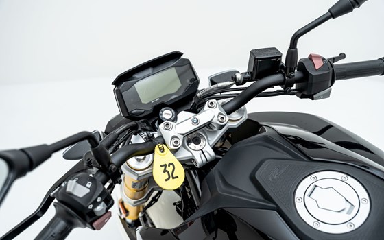 Motorrad Occasion BMW G 310 R - Bild 8