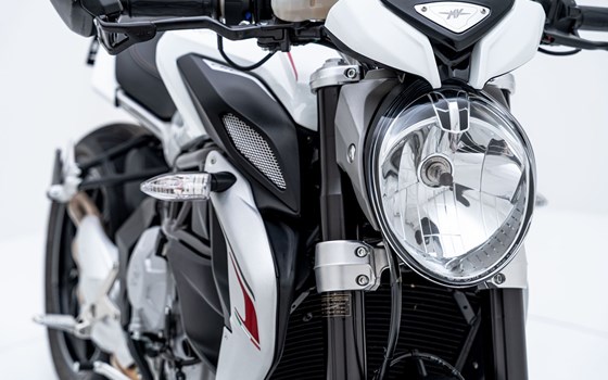 Motorrad Occasion MV Agusta Dragster 800 - Bild 8