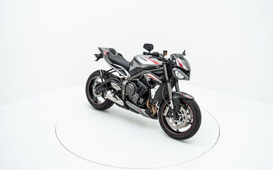 Motorrad Occasion Triumph Street Triple 765 RS - Bild 2
