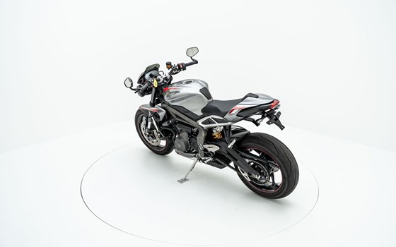 Motorrad Occasion Triumph Street Triple 765 RS - Bild 5