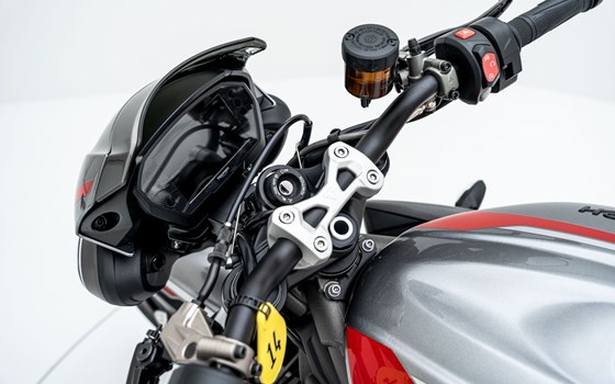 Motorrad Occasion Triumph Street Triple 765 RS - Bild 8