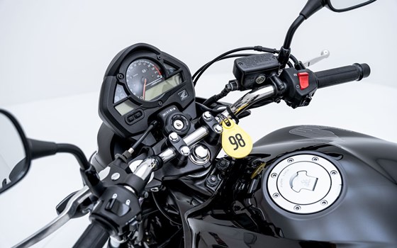 Motorrad Occasion Honda CB 600 F Hornet - Bild 8