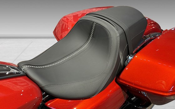 Neufahrzeug Harley-Davidson Road Glide FLTRX - Bild 9