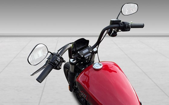 Motorrad Occasion Harley-Davidson Softail Street Bob 114 FXBBS - Bild 4