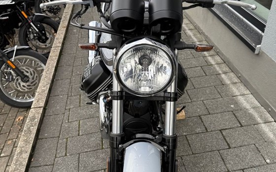 Gebrauchtmotorrad Moto Guzzi V7 Special - Bild 2