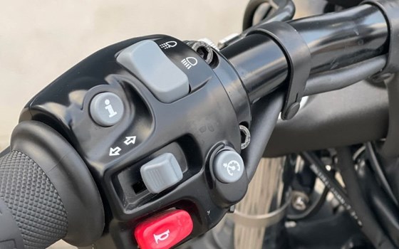 Gebrauchtmotorrad Triumph Bonneville Bobber - Bild 8