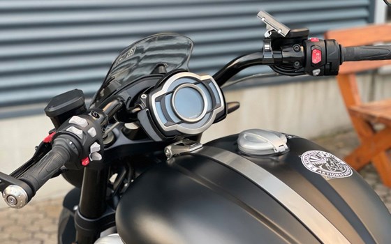 Gebrauchtmotorrad Triumph Rocket 3 Storm GT - Bild 8