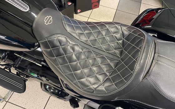 Gebrauchtmotorrad Harley-Davidson Touring Street Glide Special FLHXS - Bild 13