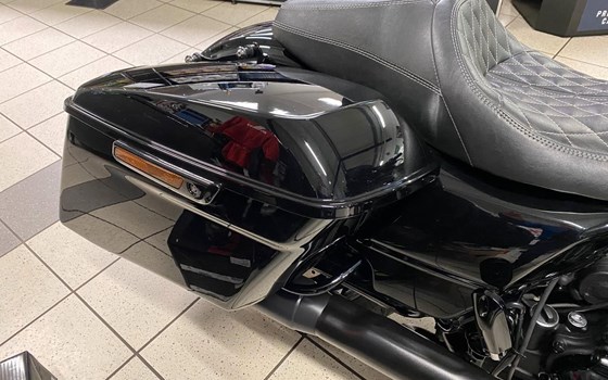 Gebrauchtmotorrad Harley-Davidson Touring Street Glide Special FLHXS - Bild 9