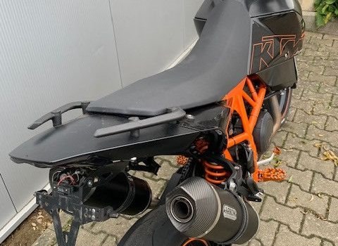 Gebrauchtmotorrad KTM 690 Supermoto - Bild 8