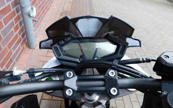 Gebrauchtmotorrad Kawasaki Z 800 - Bild 13
