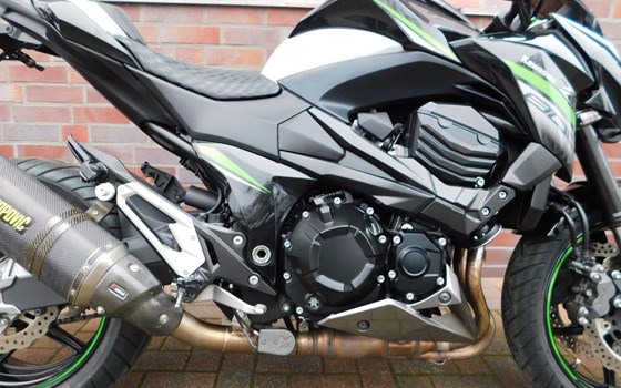 Gebrauchtmotorrad Kawasaki Z 800 - Bild 19