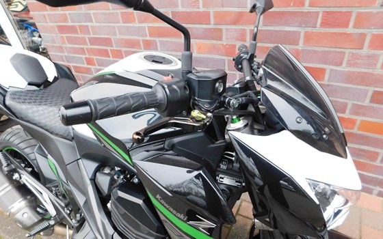 Gebrauchtmotorrad Kawasaki Z 800 - Bild 22