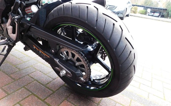 Gebrauchtmotorrad Kawasaki Z 800 - Bild 8