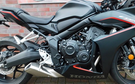 Gebrauchtmotorrad Honda CBR650R - Bild 18