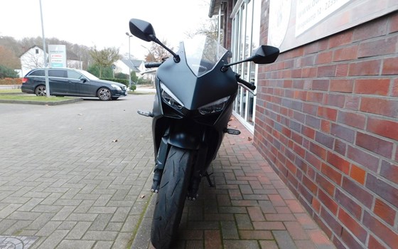 Gebrauchtmotorrad Honda CBR650R - Bild 3