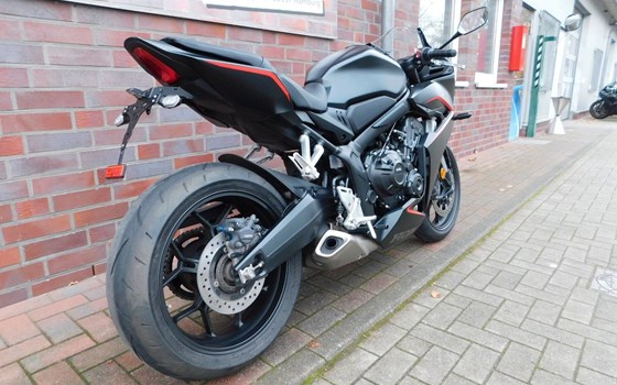 Gebrauchtmotorrad Honda CBR650R - Bild 7