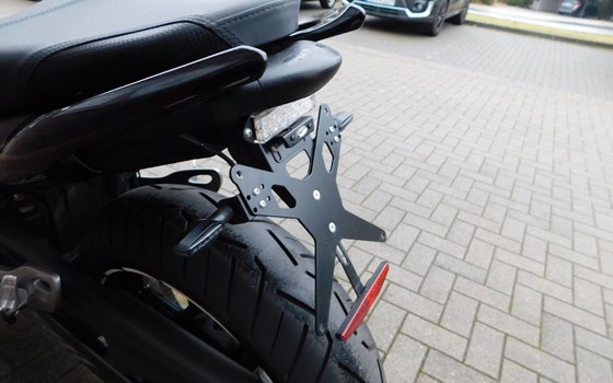 Gebrauchtmotorrad Suzuki SFV 650 Gladius - Bild 11