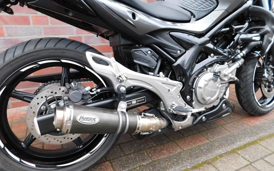 Gebrauchtmotorrad Suzuki SFV 650 Gladius - Bild 21