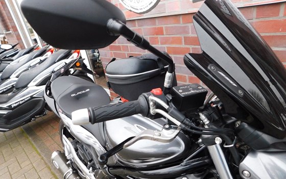 Gebrauchtmotorrad Suzuki SFV 650 Gladius - Bild 8