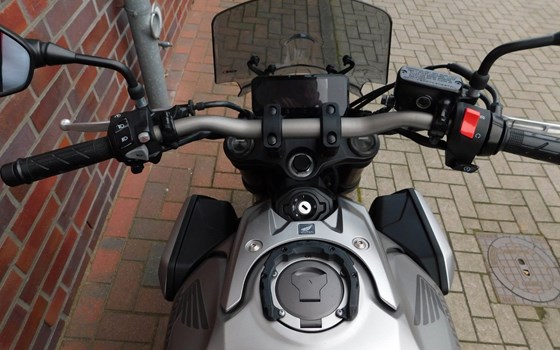 Gebrauchtmotorrad Honda CB650R - Bild 11