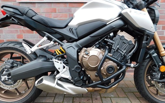 Gebrauchtmotorrad Honda CB650R - Bild 20