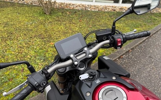 Gebrauchtmotorrad Honda CB650R E-Clutch - Bild 4