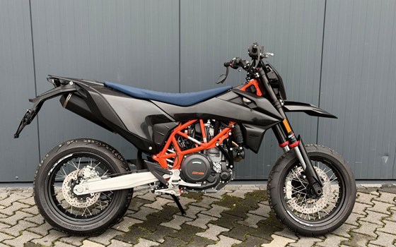 Neufahrzeug KTM 690 SMC R - Bild 1
