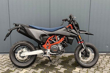 KTM 690 SMC R